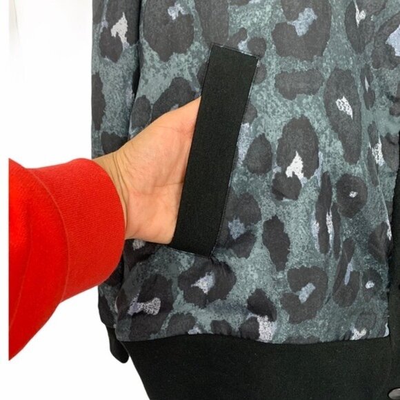 Victorias Secret Sport Hooded Windbreaker Jacket - Picture 6 of 7